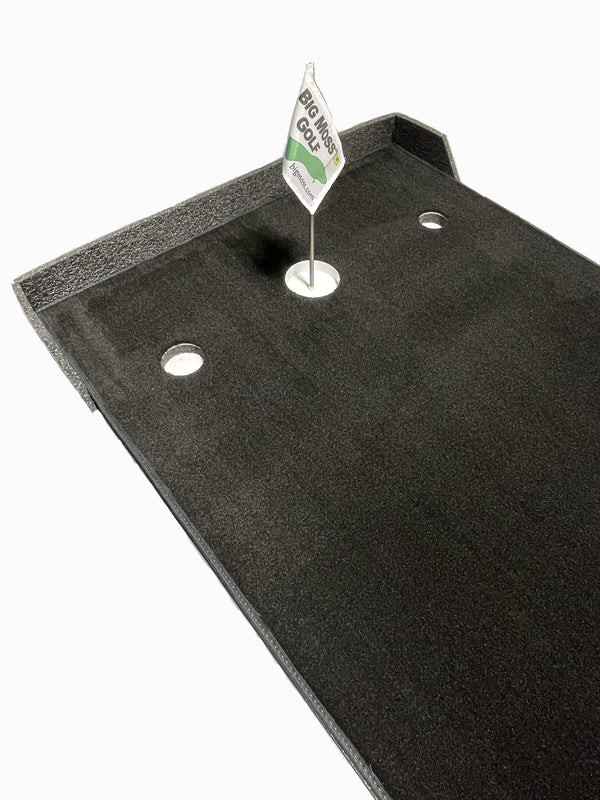 Big Moss Limited Edition Black Competitor Putting Green